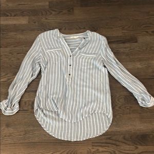 Women’s lucky brand top
